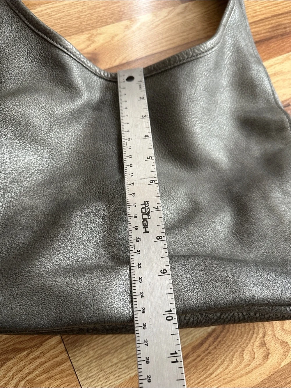 UGG sleek metallic